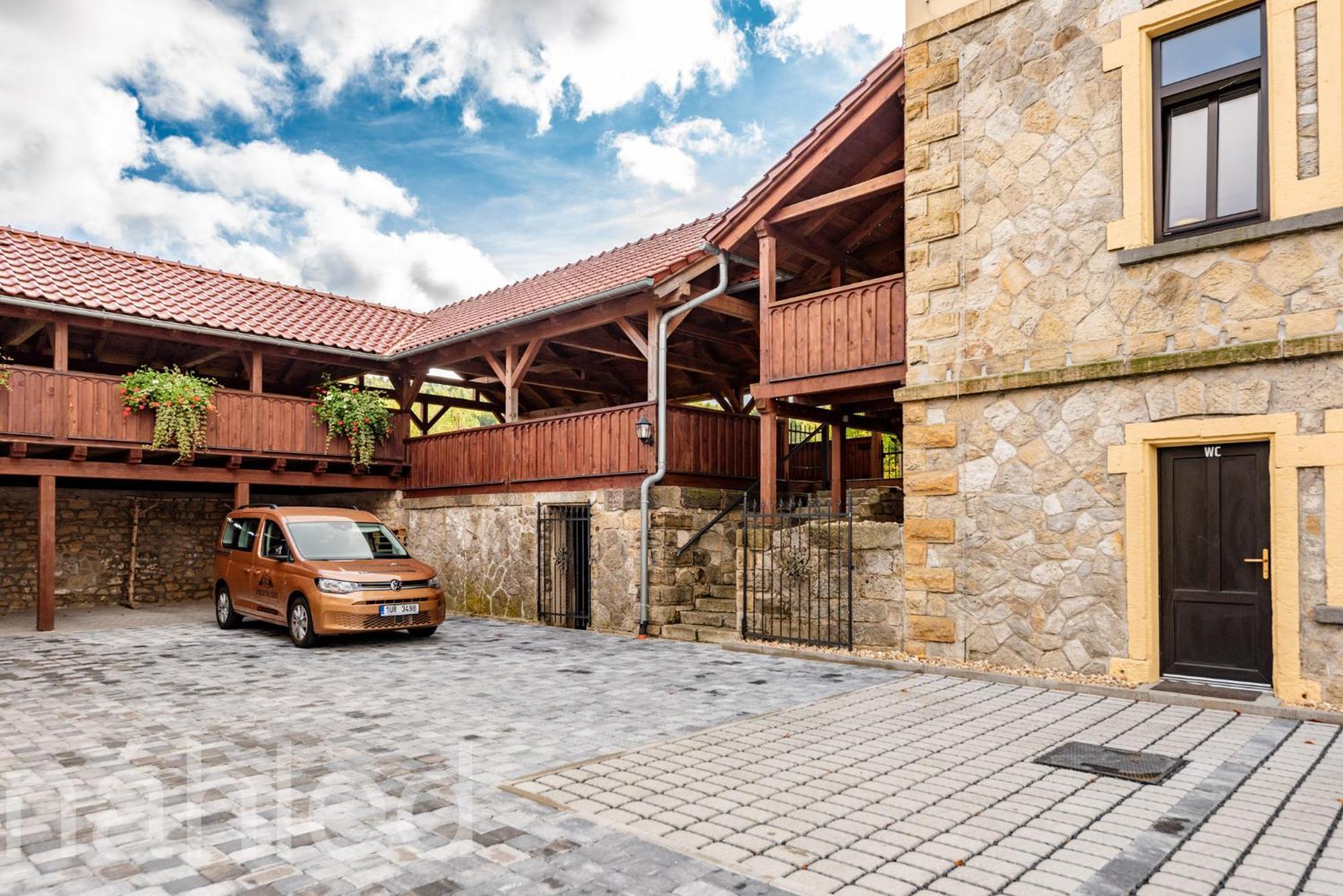Hotel švýcarský Dům