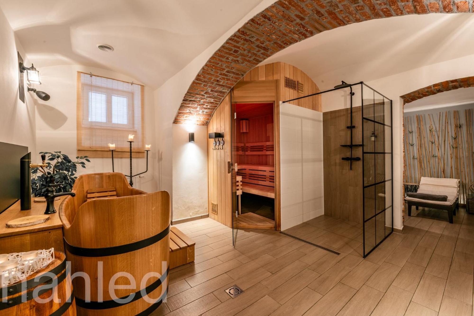 Hotel švýcarský Dům Sněžník
