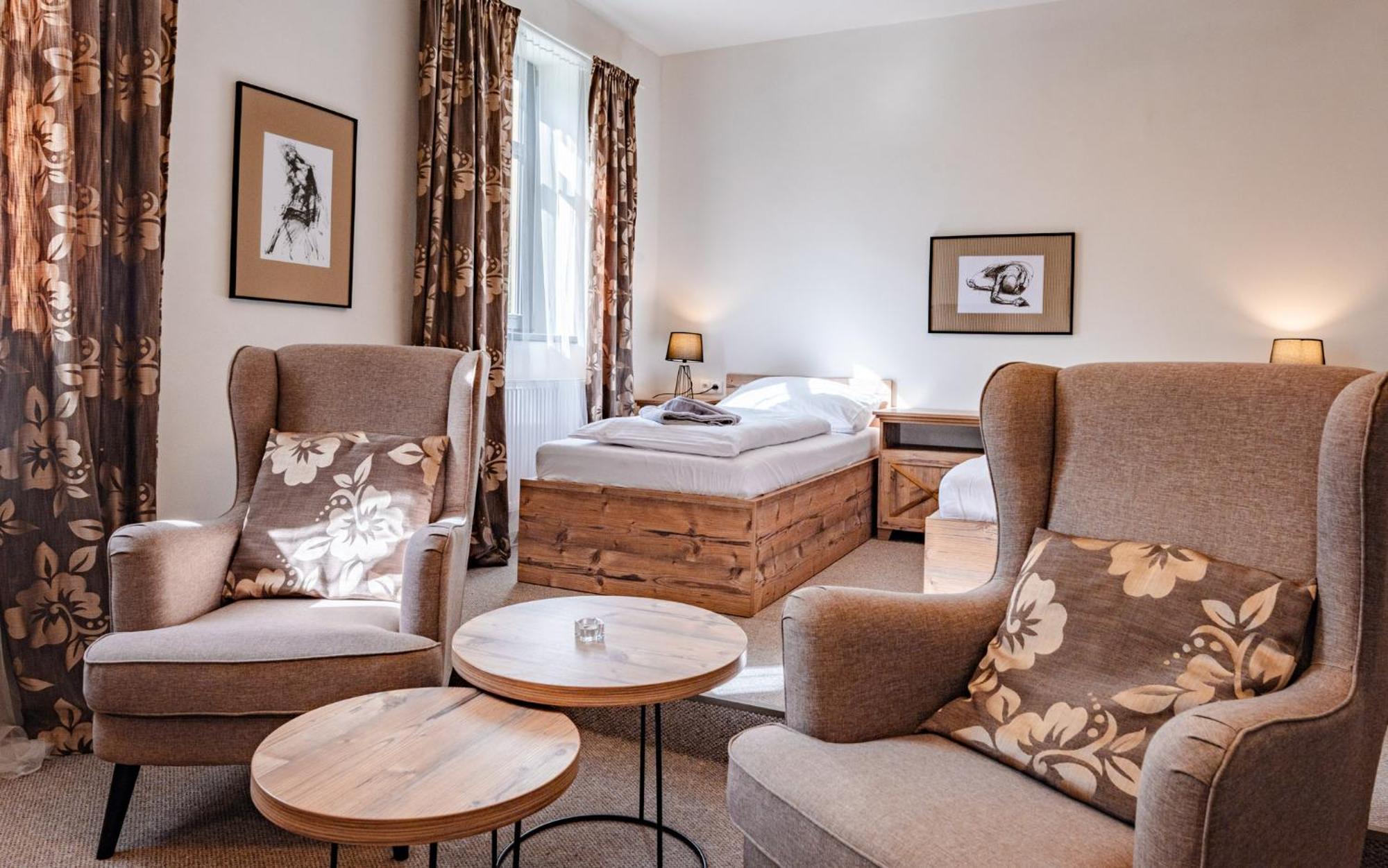 Hotel švýcarský Dům Sněžník